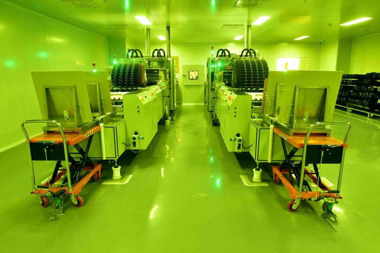 线路：自动压膜机（志圣）